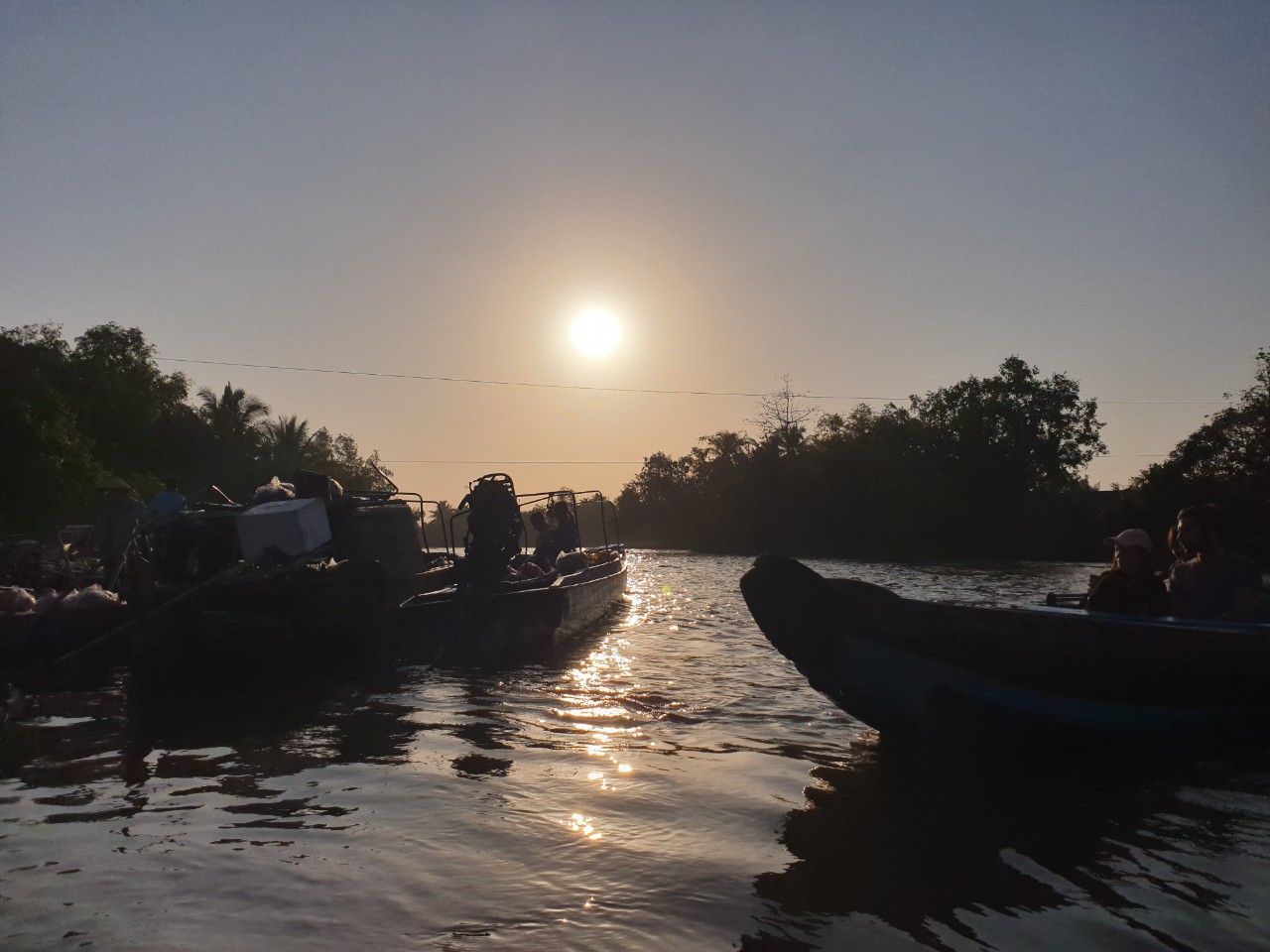 tour cho noi cai rang 5h sang